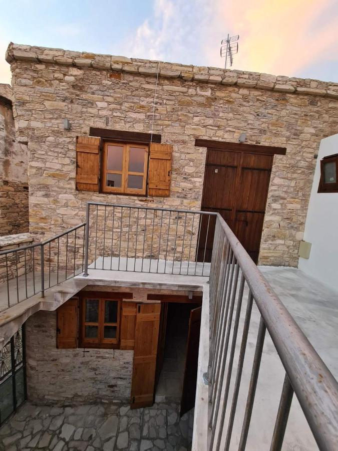 Christiana's Stone Apartment Pano Lefkara